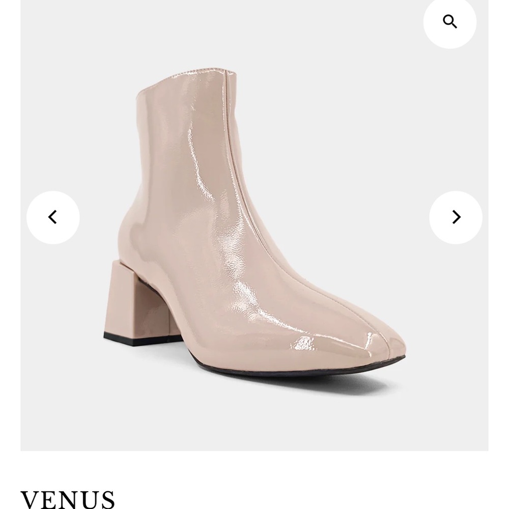 Venus Women's Cream Ankle Boots